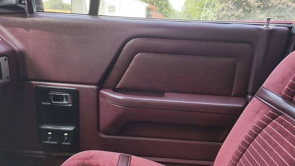 Dodge-dakota-convertible-1989-red-5