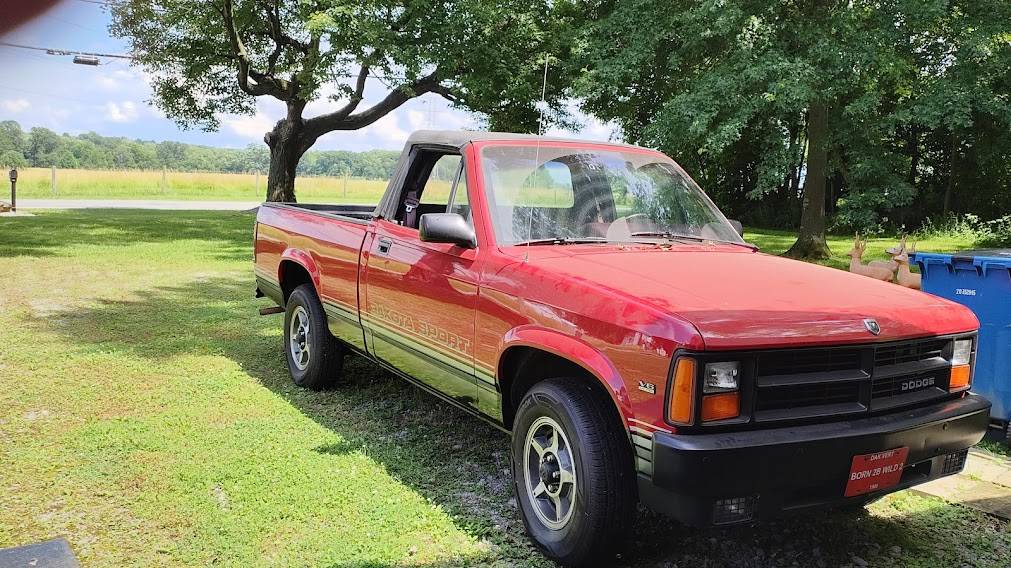 Dodge-dakota-convertible-1989-red