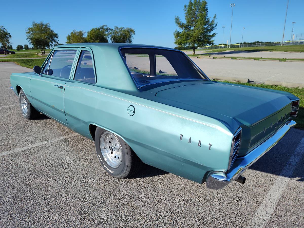 Dodge-dart-1967-4