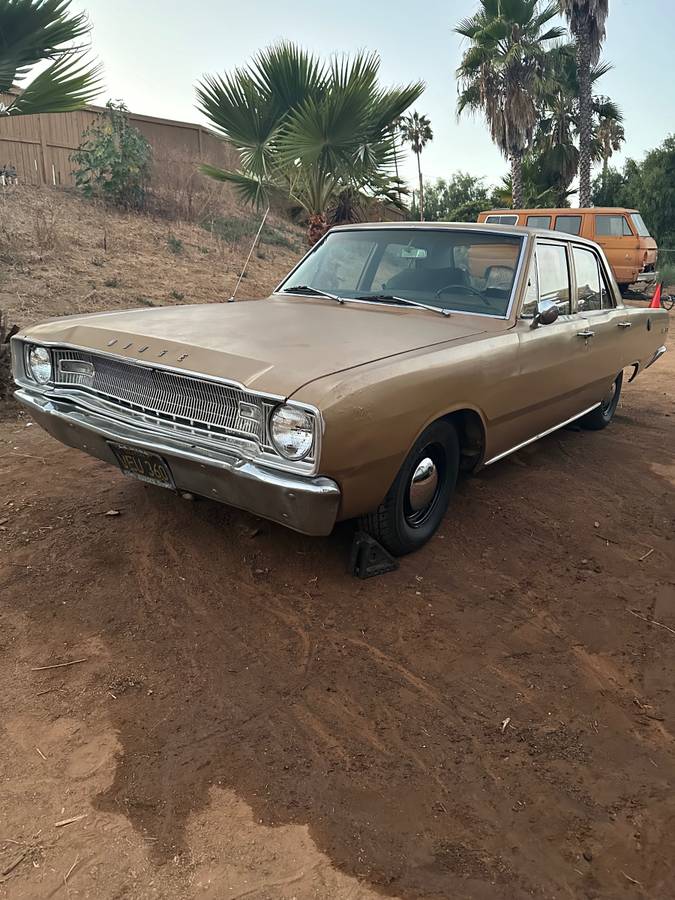 Dodge-dart-1967-custom-9