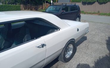 Dodge-dart-1967-white-2