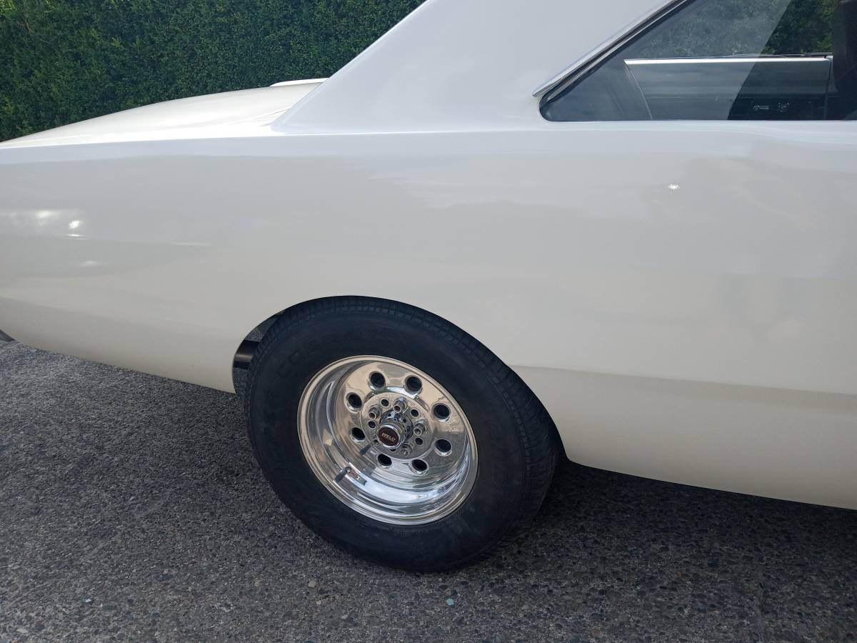 Dodge-dart-1967-white-3