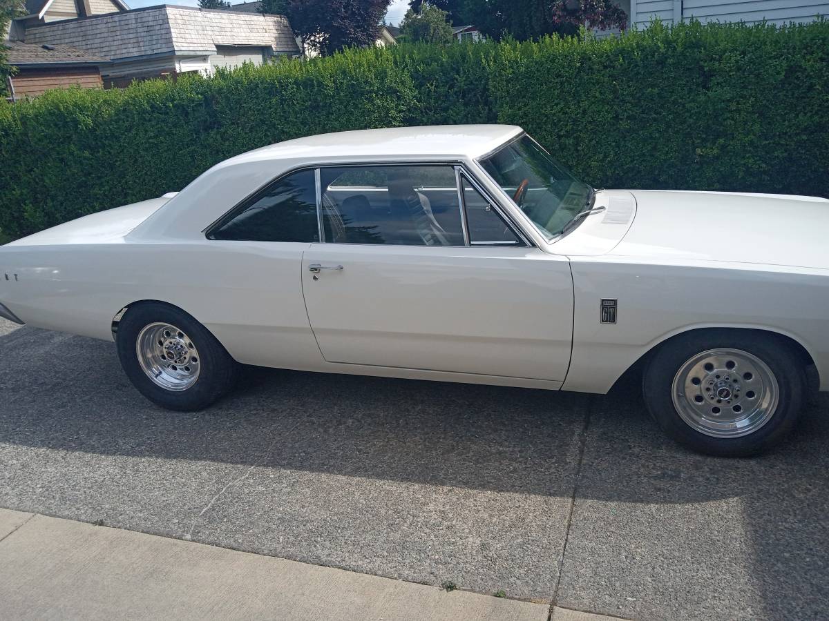 Dodge-dart-1967-white-4