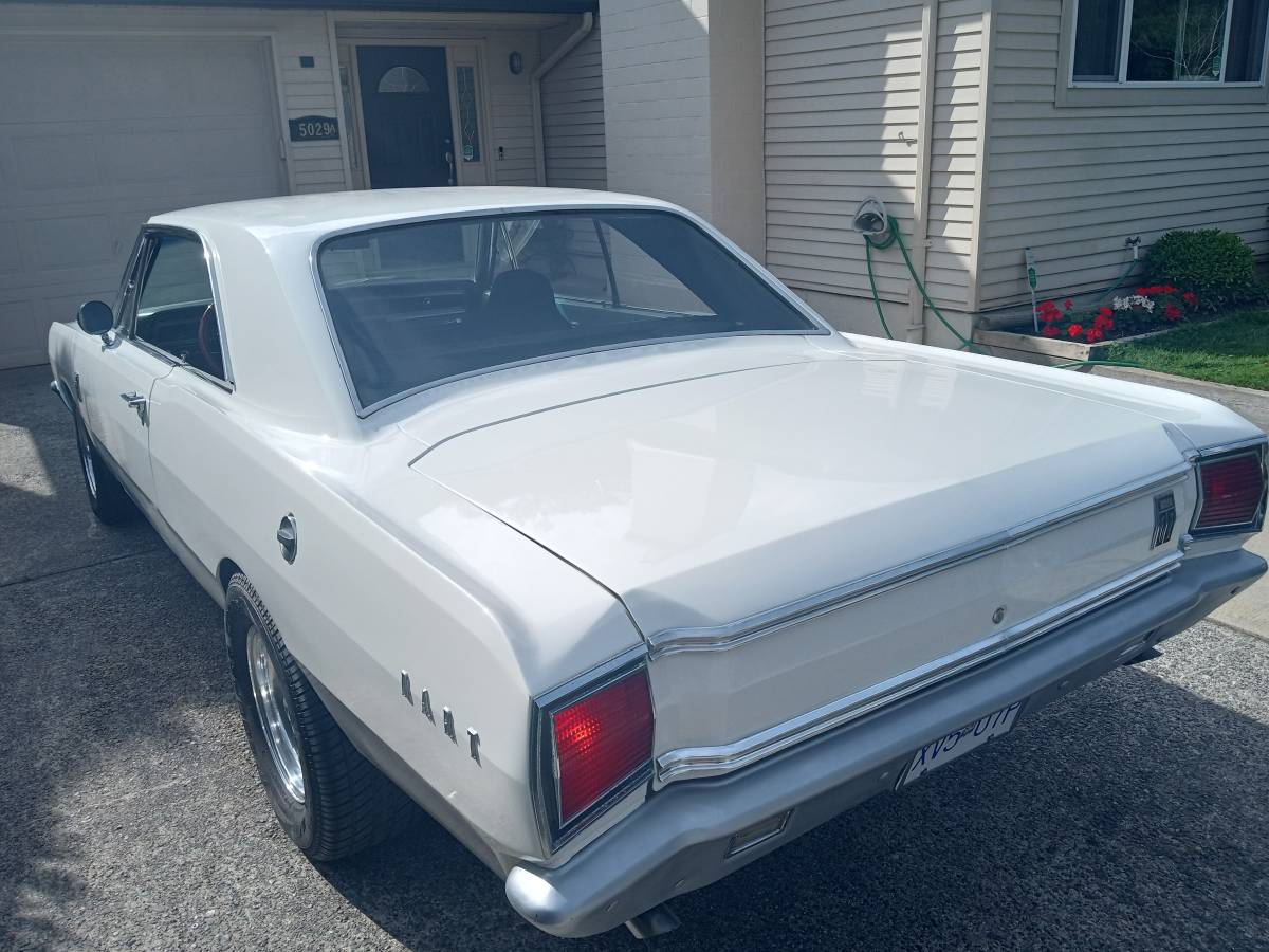 Dodge-dart-1967-white-8