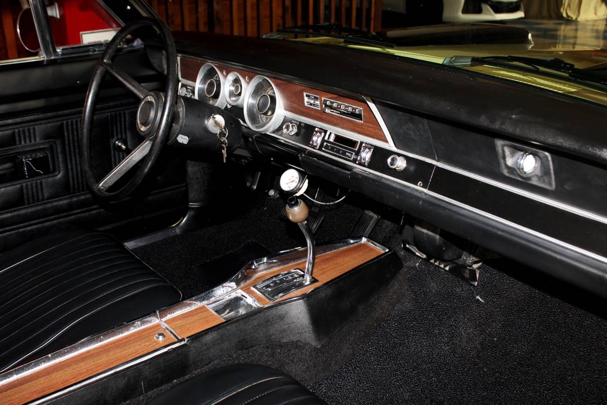 Dodge-dart-1970-yellow-15