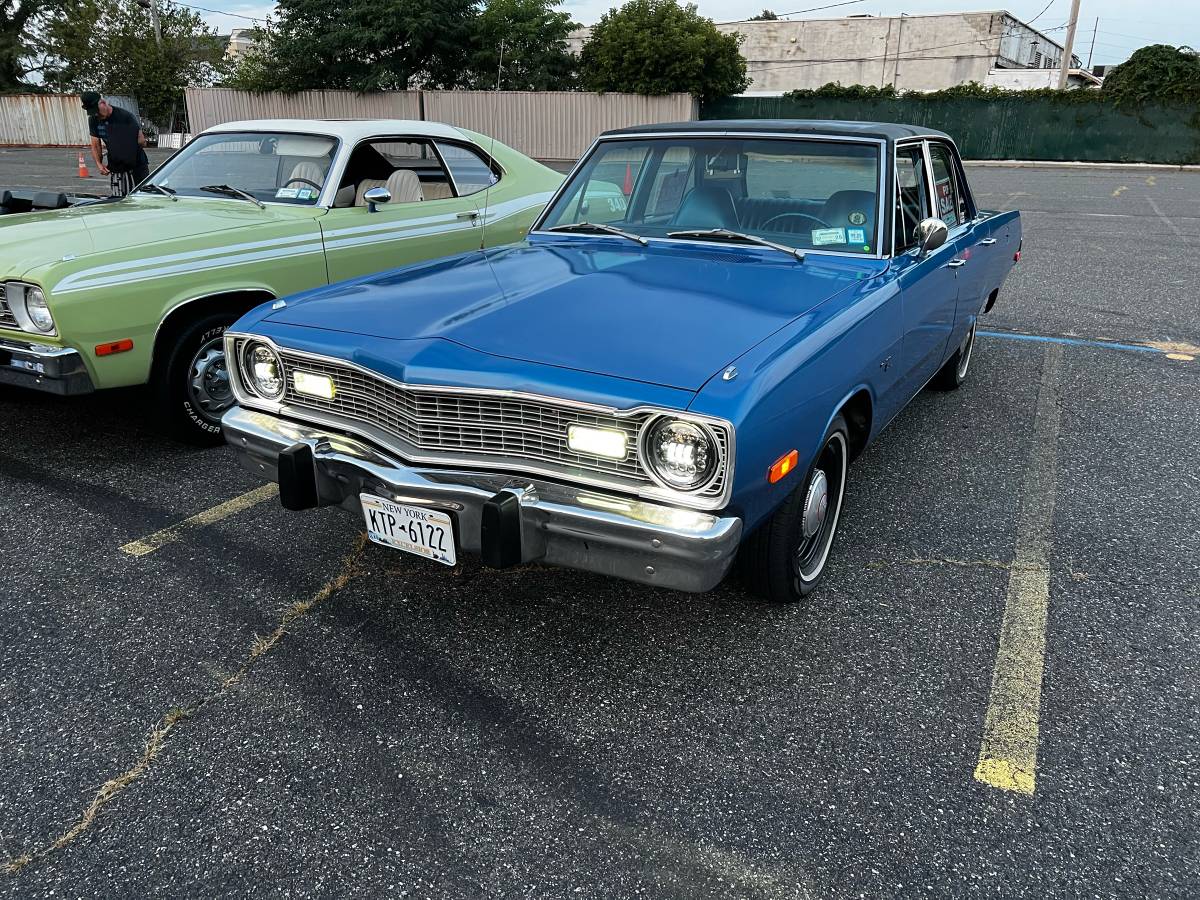 Dodge-dart-1973-blue