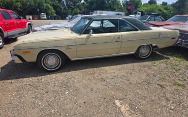 Dodge-dart-1975-yellow-22
