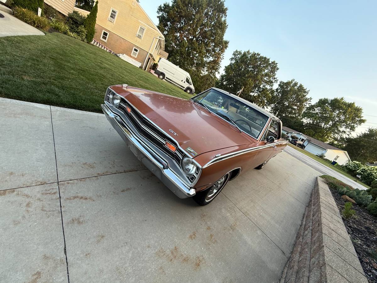 Dodge-dart-gt-1969-custom-2