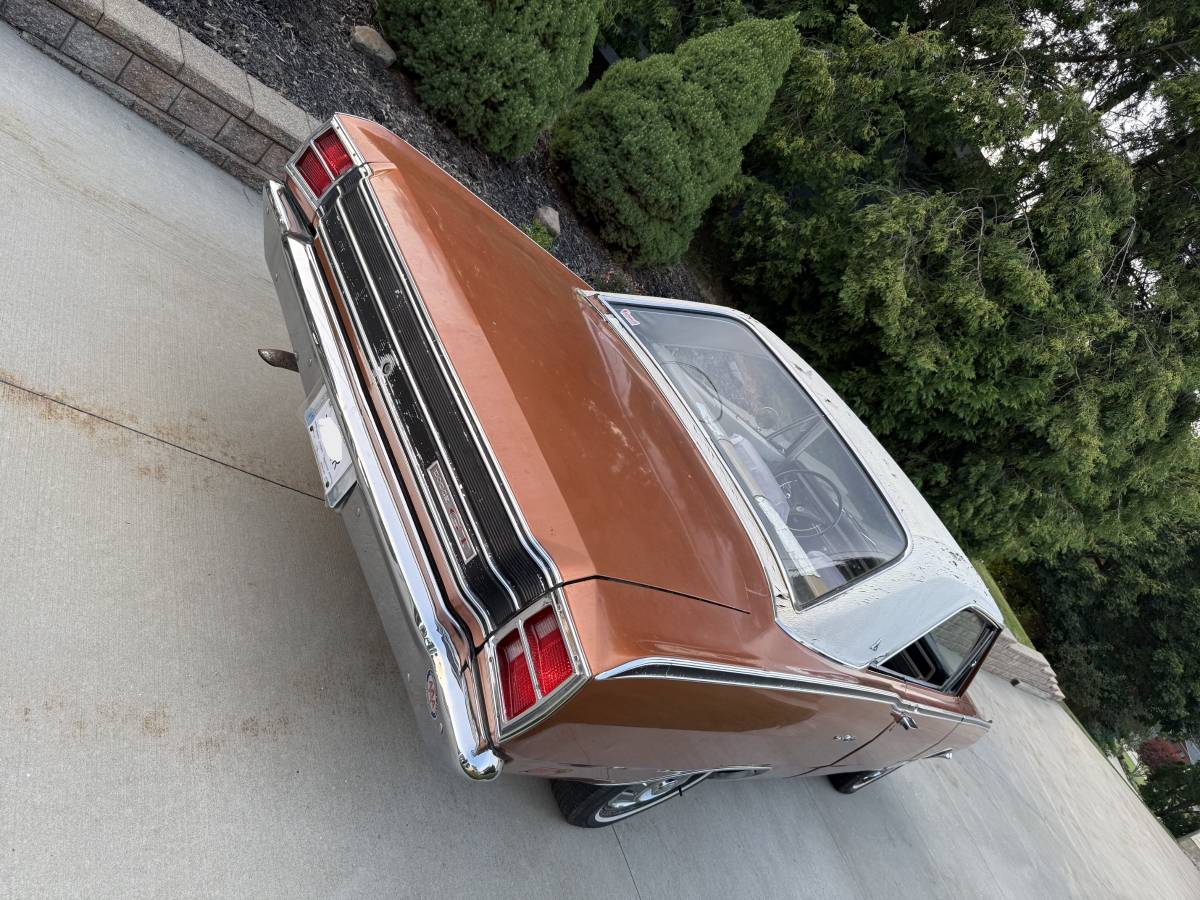 Dodge-dart-gt-1969-custom-5