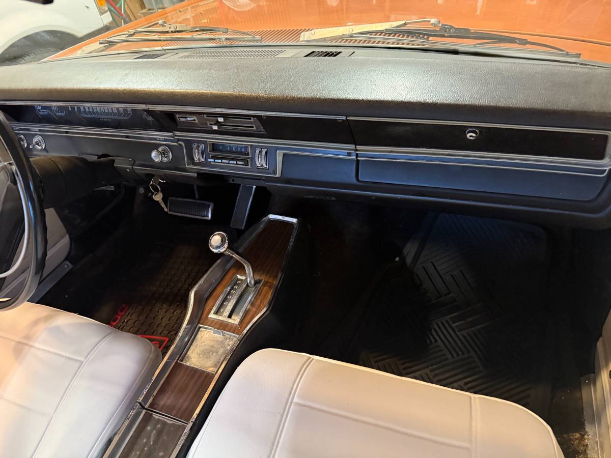 Dodge-dart-gt-1969-custom-6