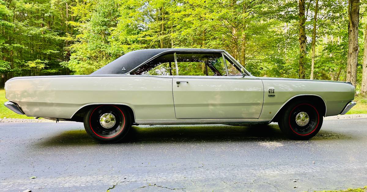 Dodge-dart-gts-1967-silver-16