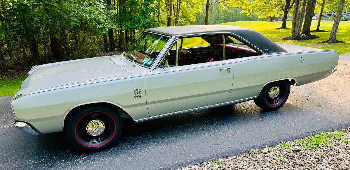 Dodge-dart-gts-1967-silver-19