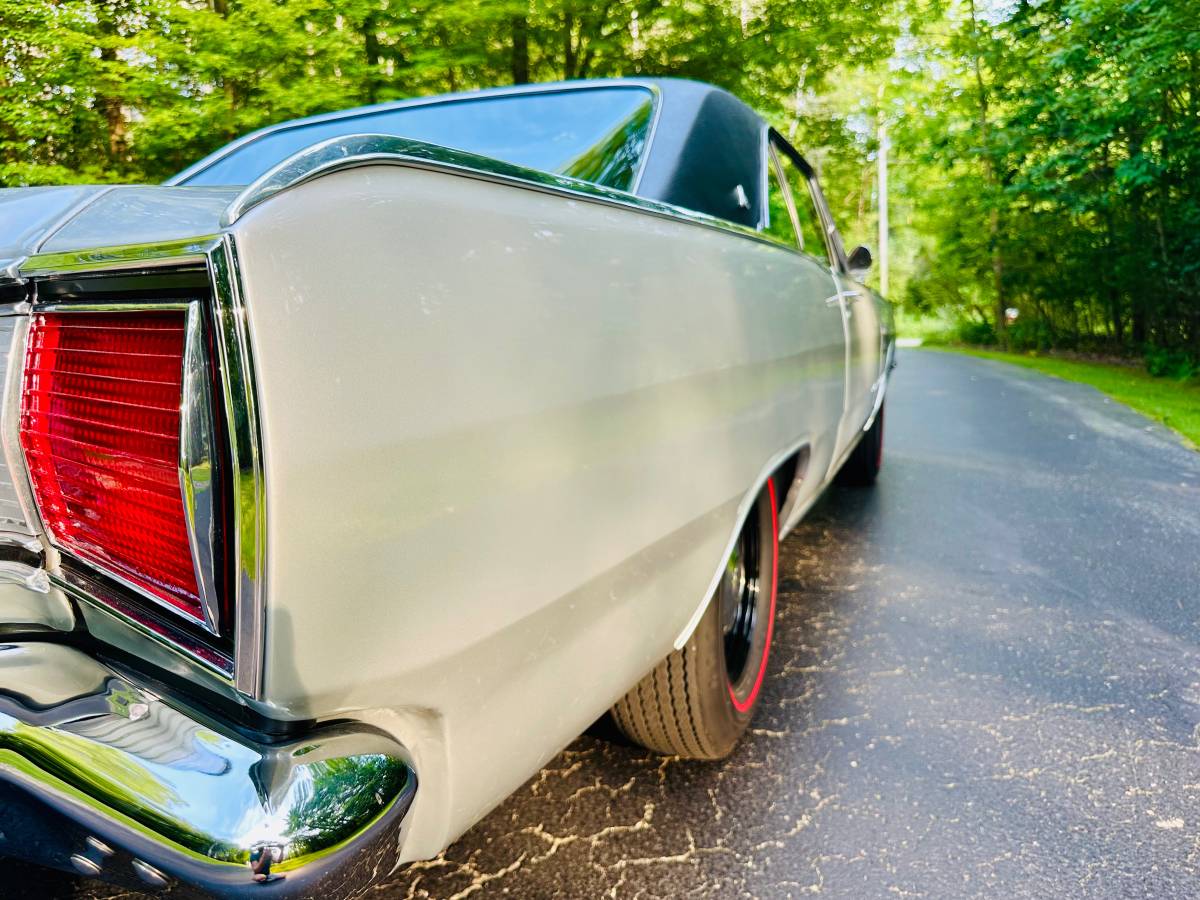 Dodge-dart-gts-1967-silver-29