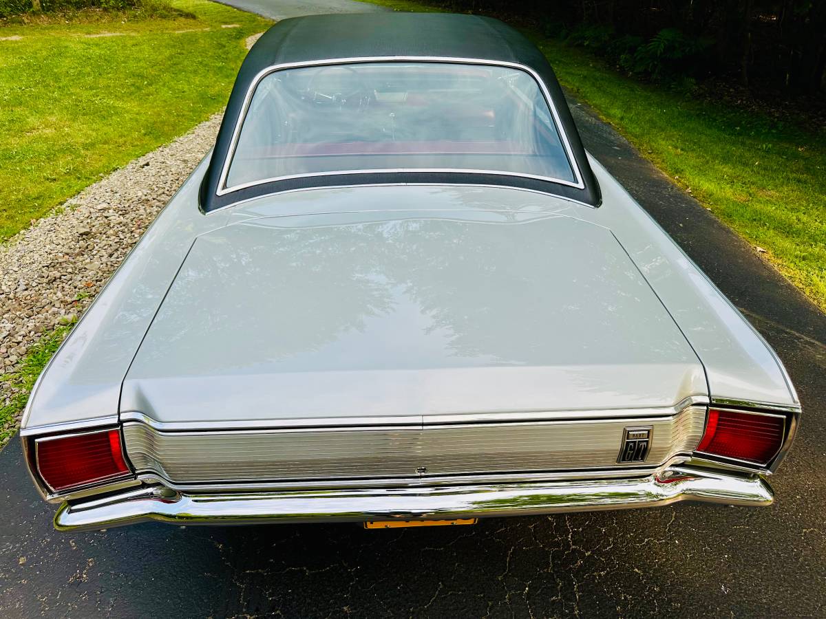 Dodge-dart-gts-1967-silver-46