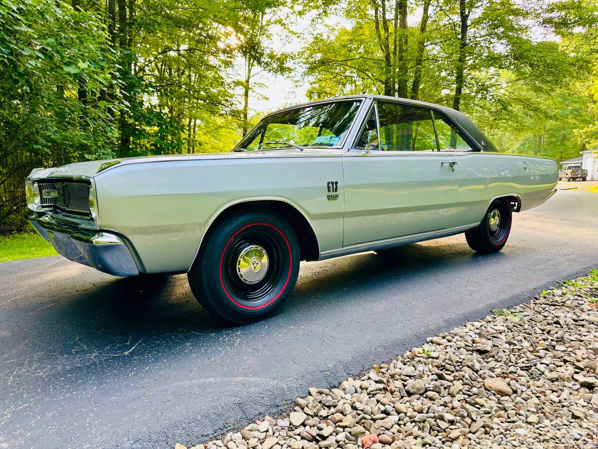 Dodge-dart-gts-1967-silver-51