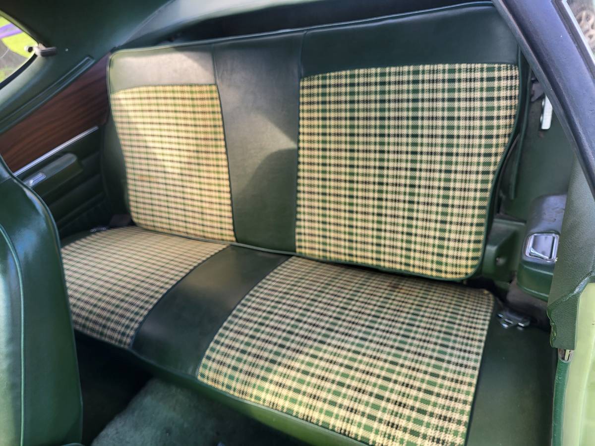 Dodge-dart-sport-1973-green-5