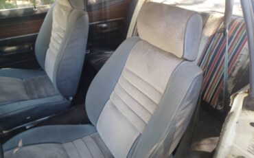 Dodge-dart-sport-spirit-of-76-1976-white-5