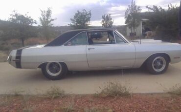 Dodge-dart-swinger-1971-silver-2