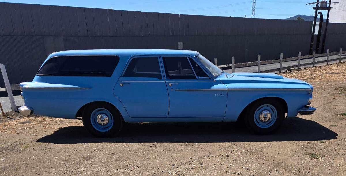 Dodge-dart-wagon-1962-blue