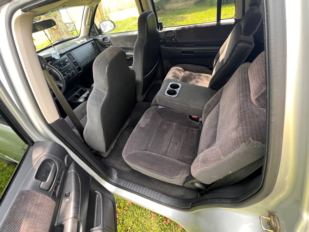 Dodge-durango-1991-grey-10