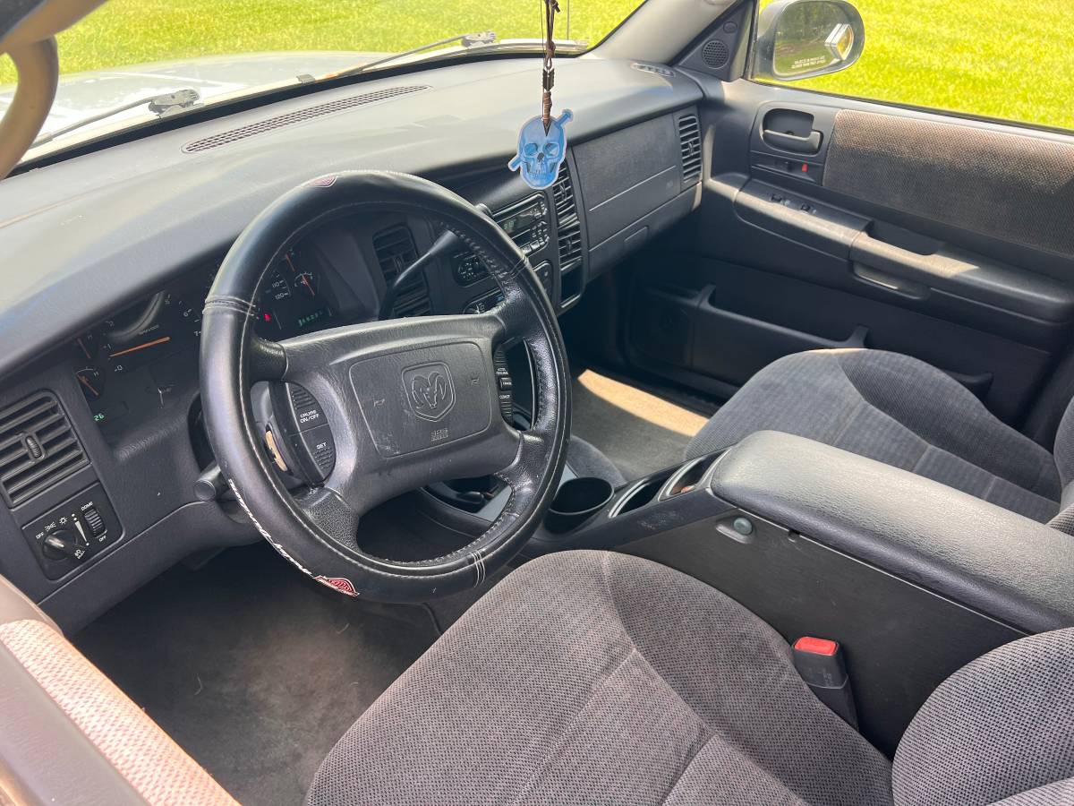 Dodge-durango-1991-grey-5