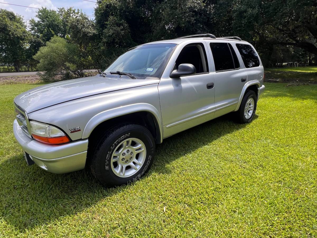 Dodge-durango-1991-grey