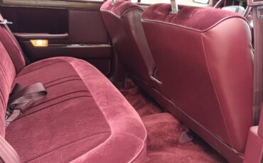 Dodge-dynasty-1990-red-7
