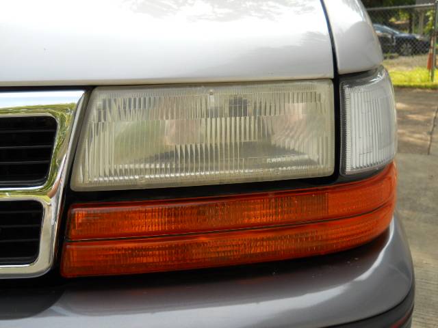 Dodge-grand-caravan-1991-silver-19