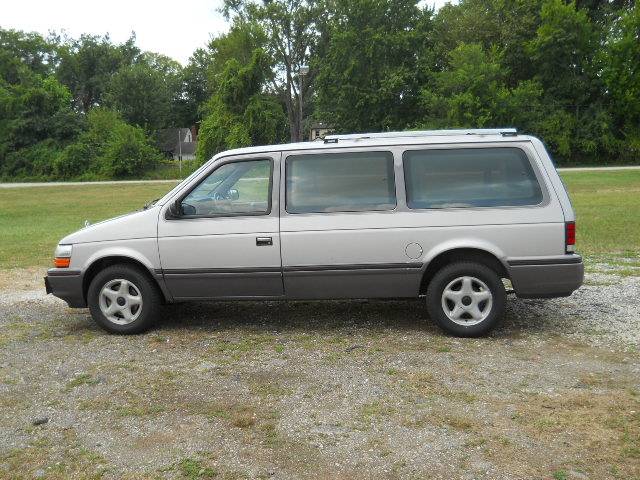 Dodge-grand-caravan-1991-silver-3