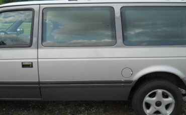Dodge-grand-caravan-1991-silver-7