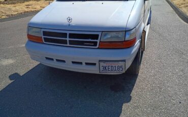Dodge-grand-caravan-1994-white-3