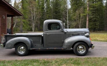 Dodge-half-ton-1947-3