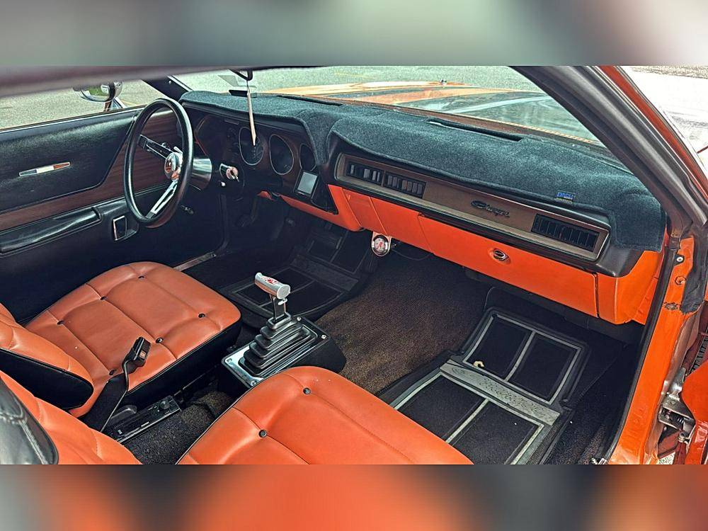 Dodge-harger-1973-orange-17