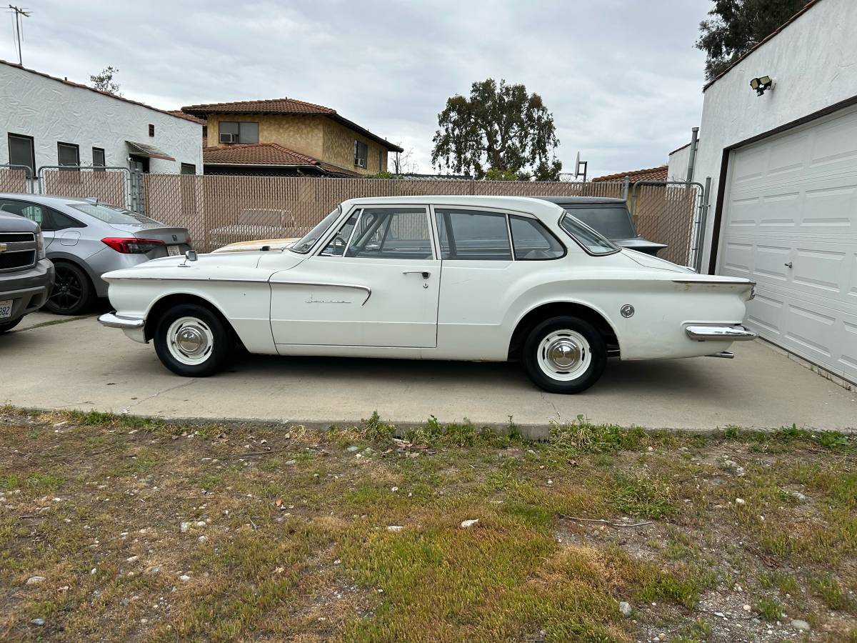 Dodge-lancer-170-1962-white