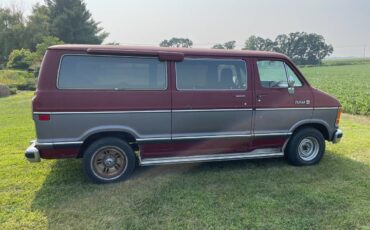 Dodge-le-250-van-1990