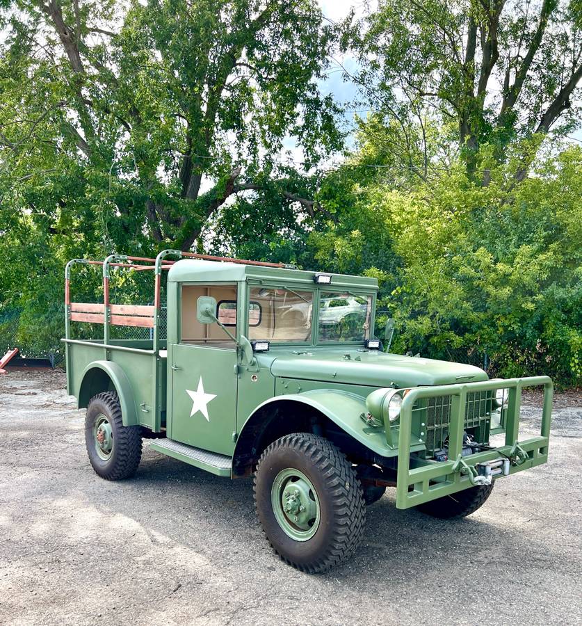 Dodge-m37-1963-green-2