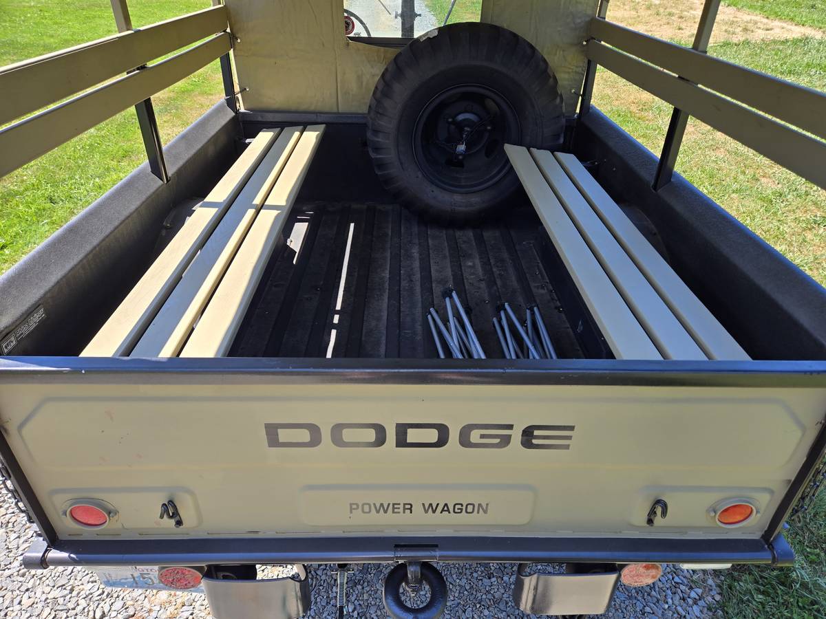 Dodge-m37-power-wagon-1954-custom-2