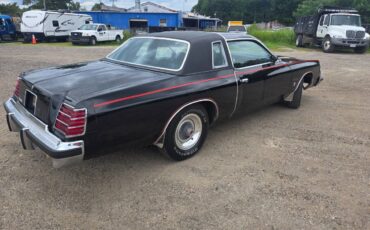 Dodge-magnum-1978-black-6