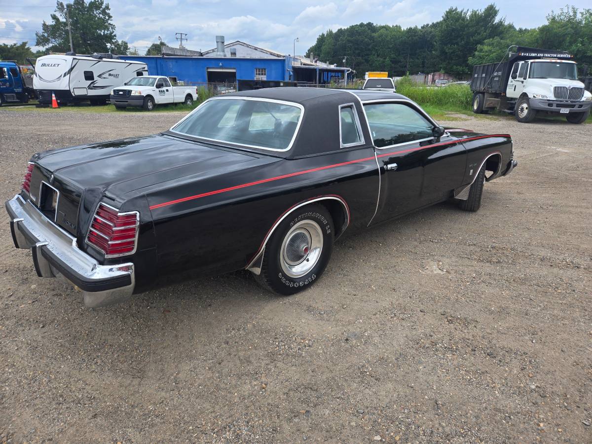 Dodge-magnum-1978-black-6