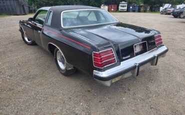 Dodge-magnum-1978-black-8