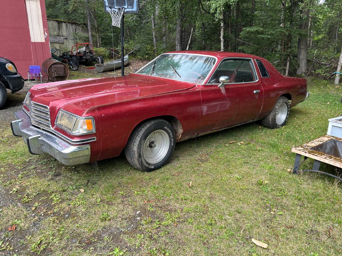 Dodge-magnum-1979-custom