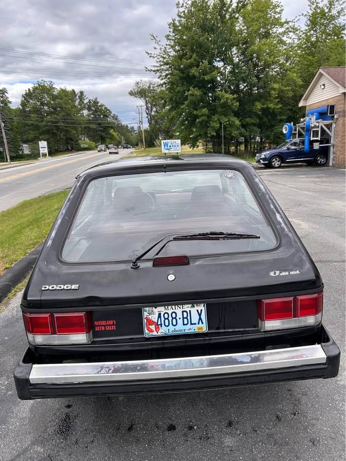 Dodge-omni-1988-black-3