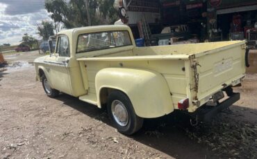 Dodge-pickup-1968-yellow