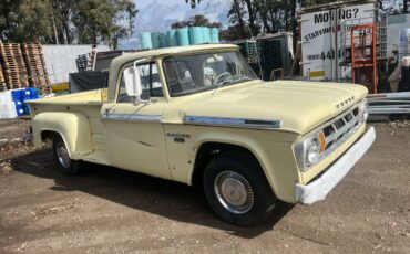 Dodge-pickup-1968-yellow-6