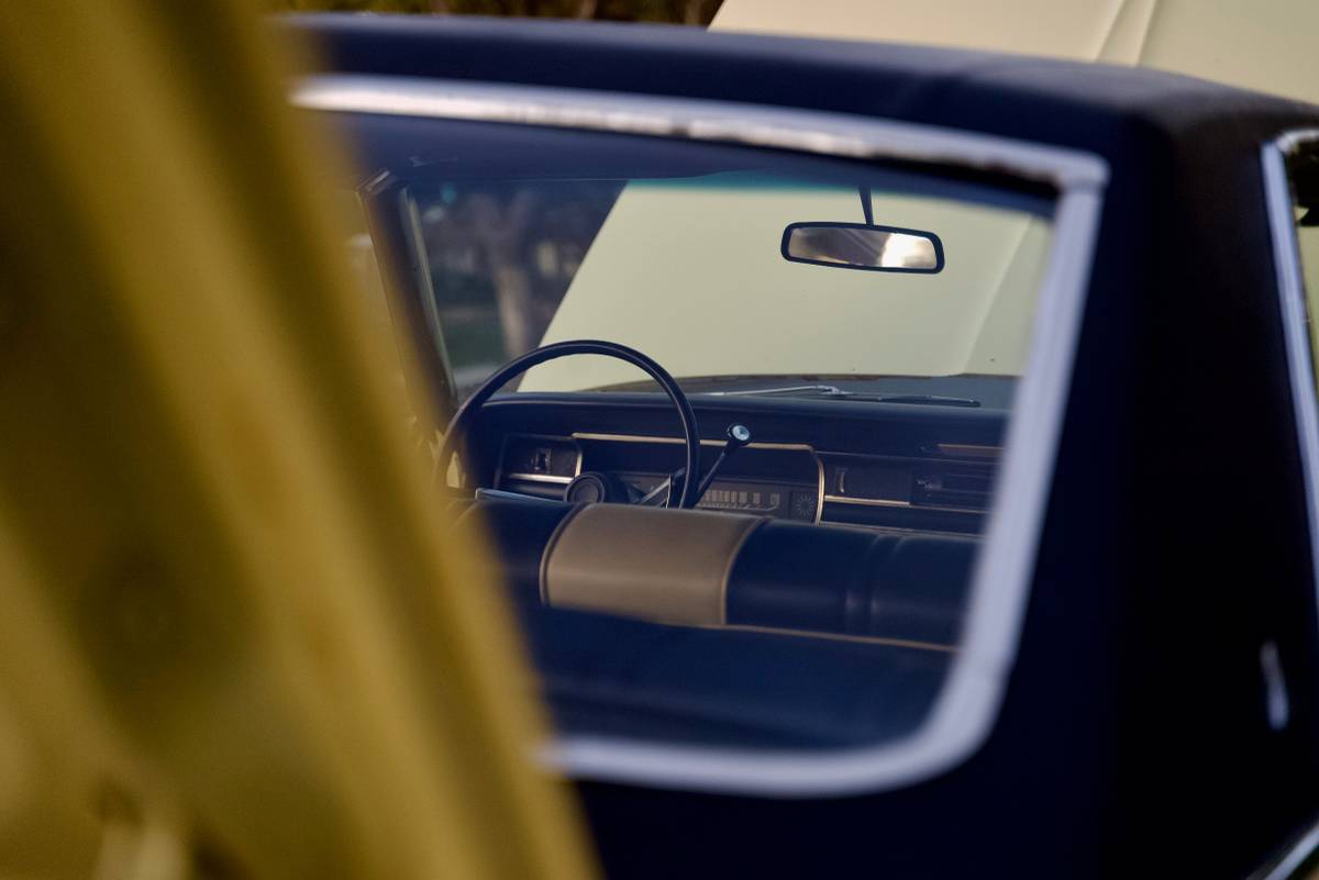 Dodge-polara-1968-yellow-12