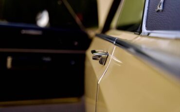 Dodge-polara-1968-yellow-14