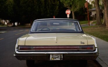 Dodge-polara-1968-yellow-18