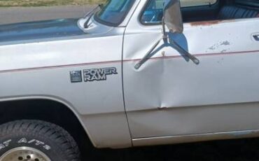 Dodge-power-ram-long-bed-four-wheel-drive-1986-grey