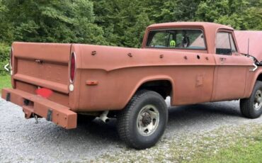 Dodge-power-wagon-1970-5