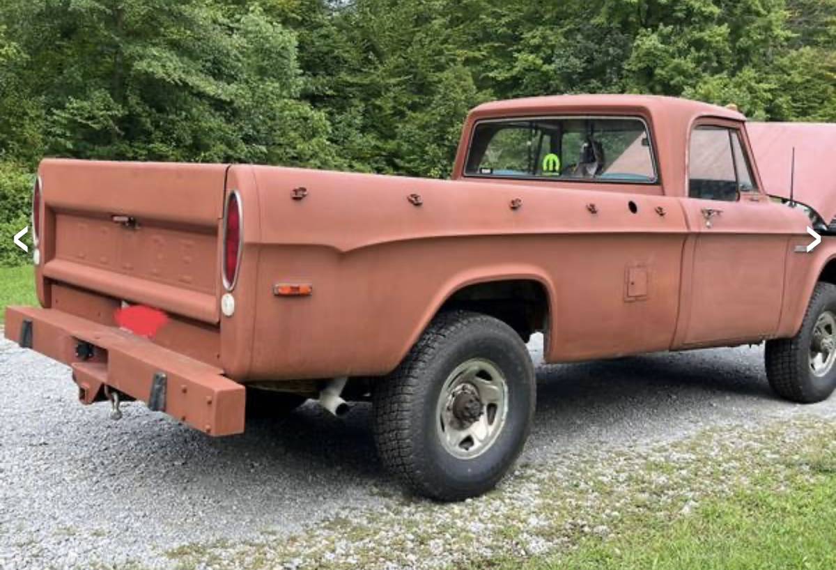 Dodge-power-wagon-1970-5